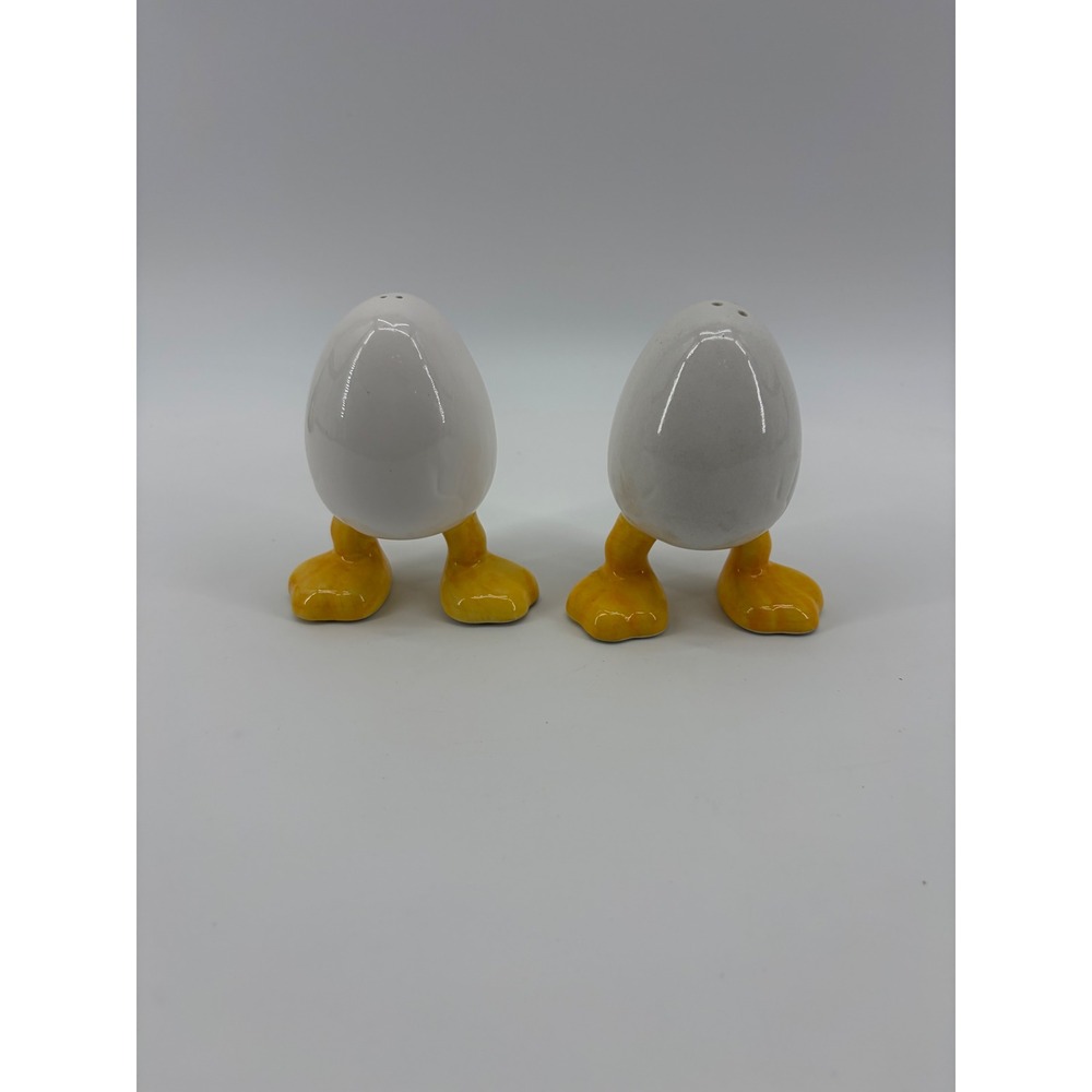 Giftco Salt Pepper Shakers Unisex OS White Yellow Duck Feet Egg Vintage Kitsch